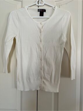 JJ Basics Cream Button-Front Lightweight Sweater